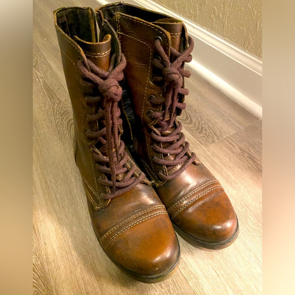 Steve Madden boots